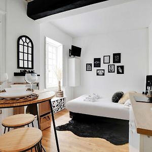 Studio met een King Size Bed